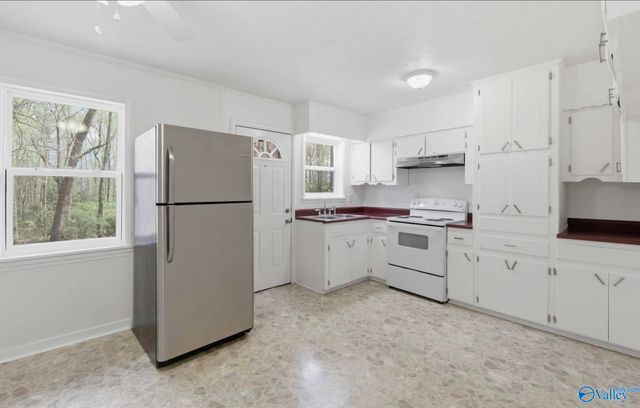 15902 Alabama Highway 168, Albertville, AL 35951