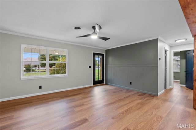 201 Lunbeck Avenue, Gideon, MO 63848