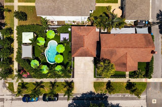 127 23RD STREET N, St Petersburg, FL 33713