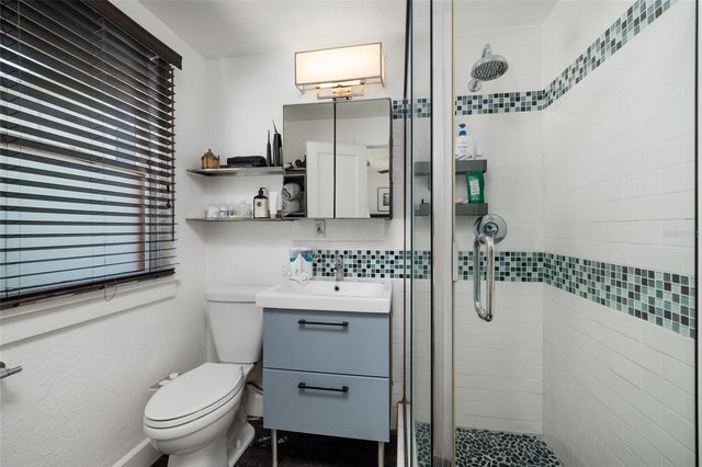 127 23RD STREET N, St Petersburg, FL 33713