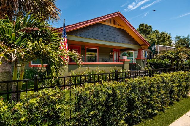 127 23RD STREET N, St Petersburg, FL 33713