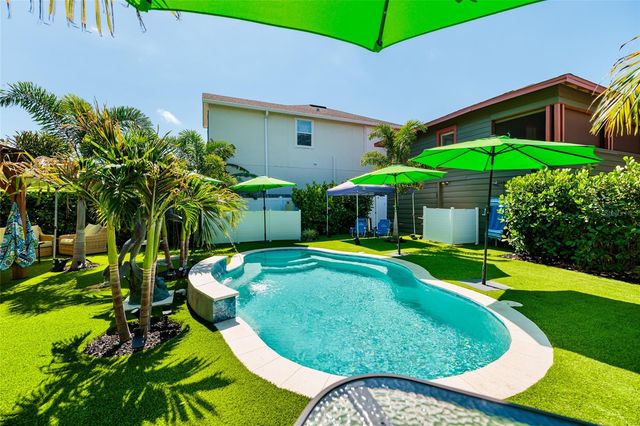 127 23RD STREET N, St Petersburg, FL 33713