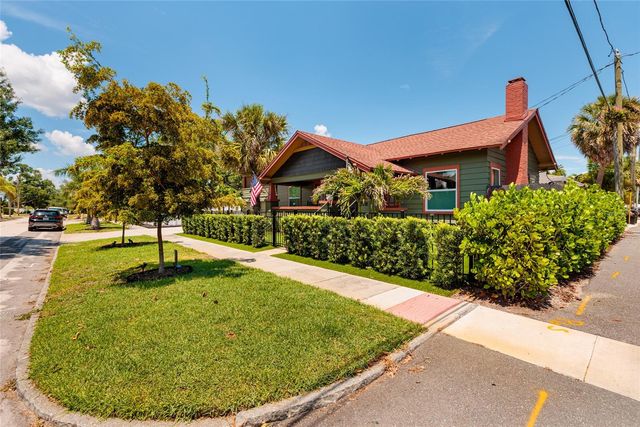 127 23RD STREET N, St Petersburg, FL 33713