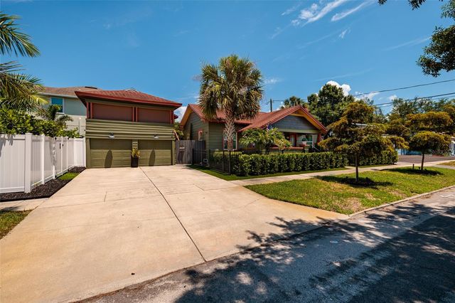 127 23RD STREET N, St Petersburg, FL 33713