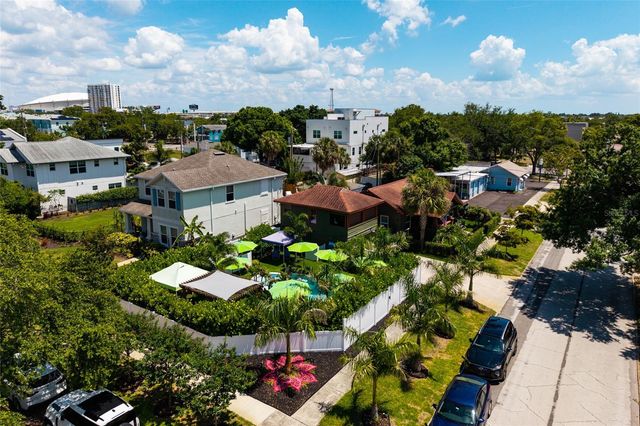 127 23RD STREET N, St Petersburg, FL 33713