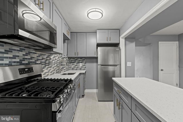 1240 HARDING DR, Havertown, PA 19083