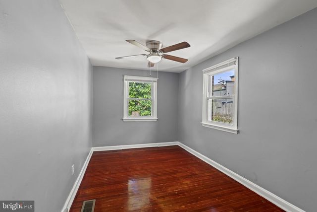 1240 HARDING DR, Havertown, PA 19083