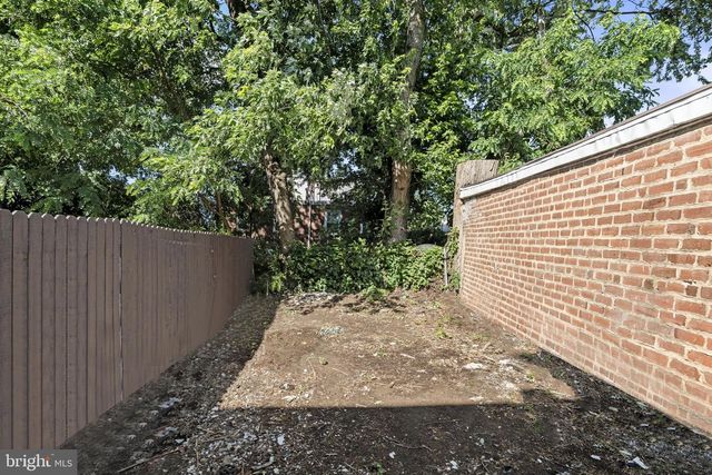 1240 HARDING DR, Havertown, PA 19083