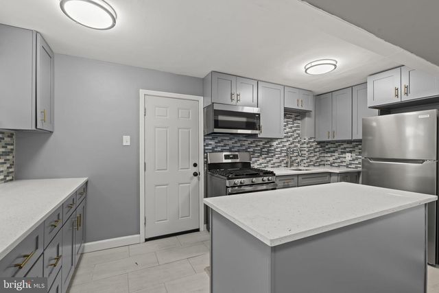 1240 HARDING DR, Havertown, PA 19083