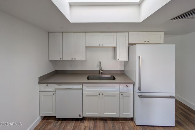 6812 N 35TH Avenue E, Phoenix, AZ 85017