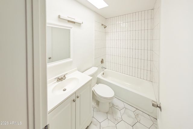 6812 N 35TH Avenue E, Phoenix, AZ 85017