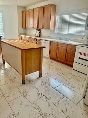 521 Paladine PL, Round Rock, TX 78664
