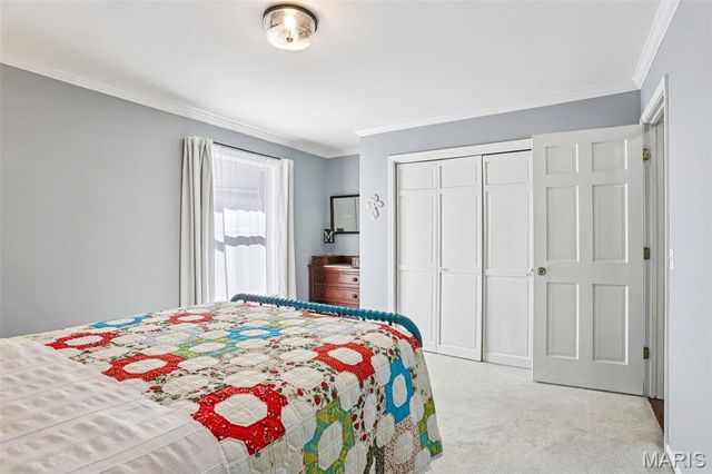 1128 Black Forest Drive, St Charles, MO 63301