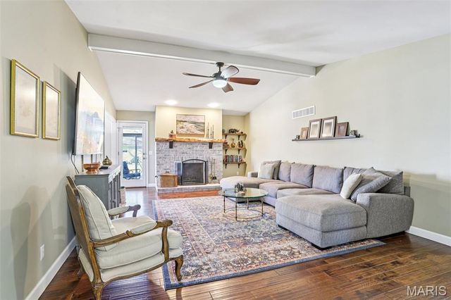 1128 Black Forest Drive, St Charles, MO 63301