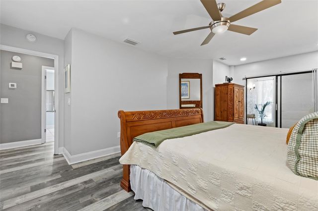 13810 LAZY OAK DRIVE 48, Tampa, FL 33613