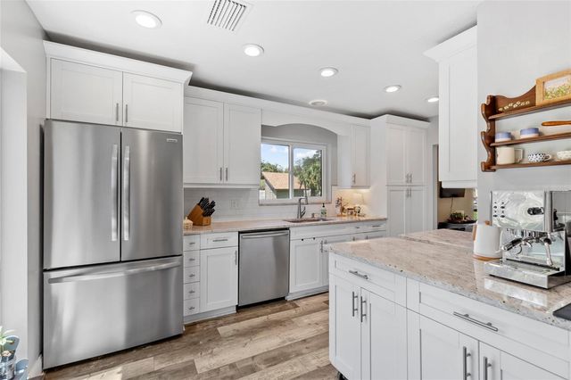 13810 LAZY OAK DRIVE 48, Tampa, FL 33613