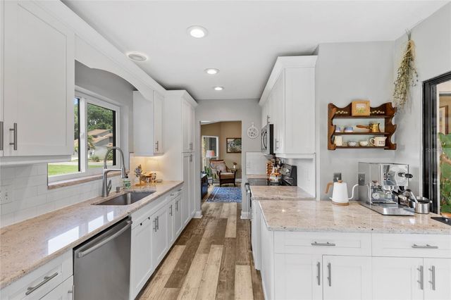 13810 LAZY OAK DRIVE 48, Tampa, FL 33613