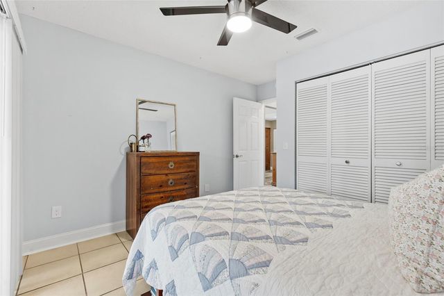 13810 LAZY OAK DRIVE 48, Tampa, FL 33613
