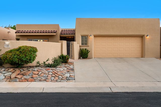1039 Joshua Drive SE, Rio Rancho, NM 87124