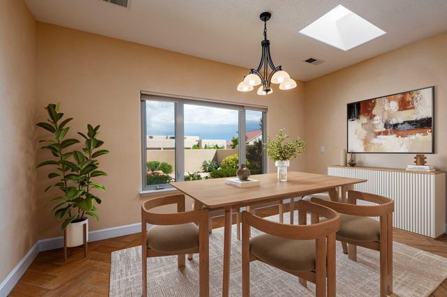 1039 Joshua Drive SE, Rio Rancho, NM 87124
