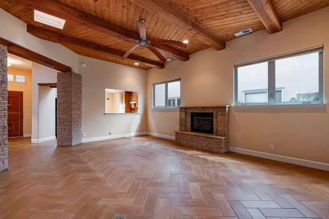 1039 Joshua Drive SE, Rio Rancho, NM 87124