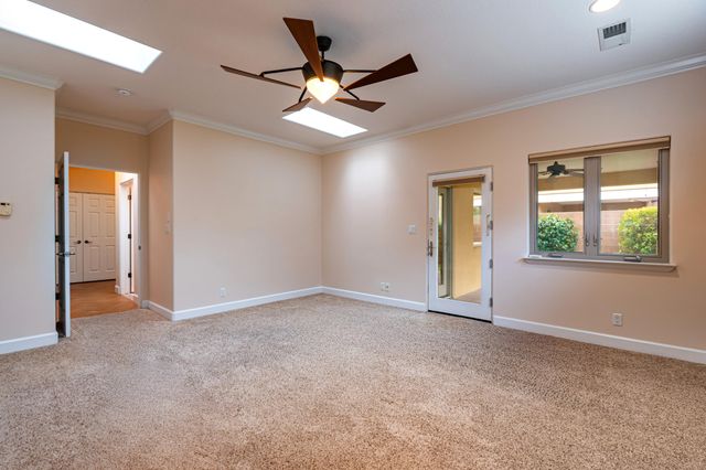1039 Joshua Drive SE, Rio Rancho, NM 87124
