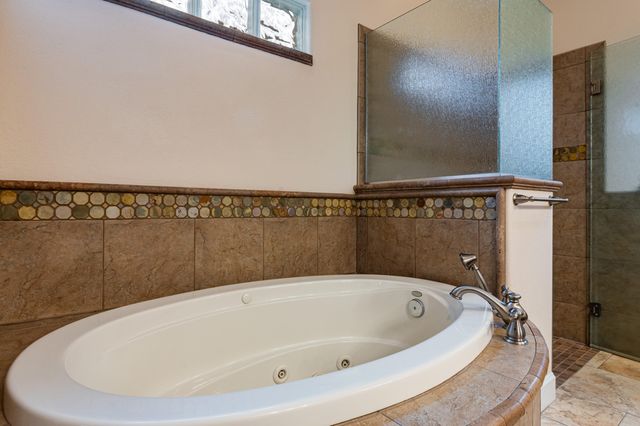 1039 Joshua Drive SE, Rio Rancho, NM 87124