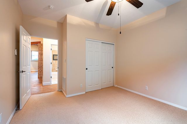 1039 Joshua Drive SE, Rio Rancho, NM 87124