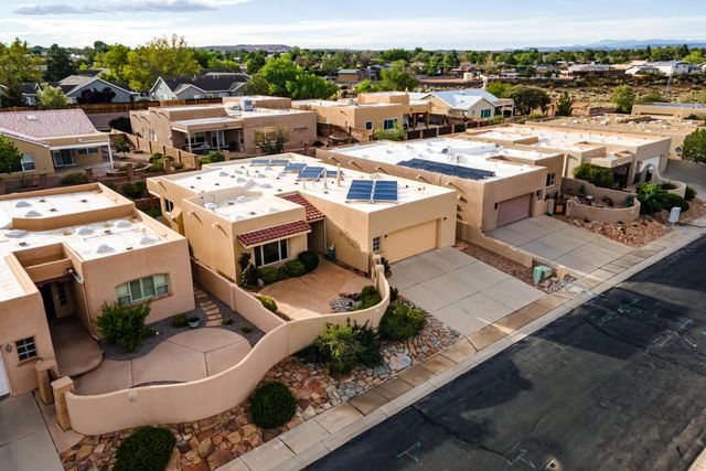 1039 Joshua Drive SE, Rio Rancho, NM 87124