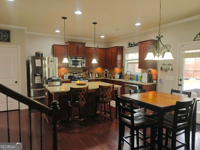 202 Baxter Drive, Kathleen, GA 31047