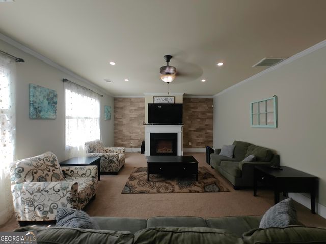 202 Baxter Drive, Kathleen, GA 31047