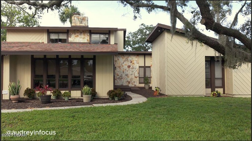 829 N BEACH STREET, Ormond Beach, FL 32174