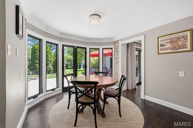 3 The Prado, Ladue, MO 63124