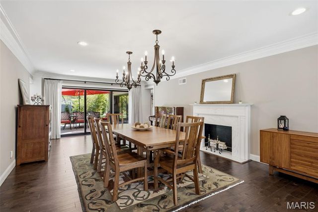 3 The Prado, Ladue, MO 63124