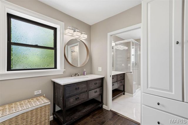3 The Prado, Ladue, MO 63124