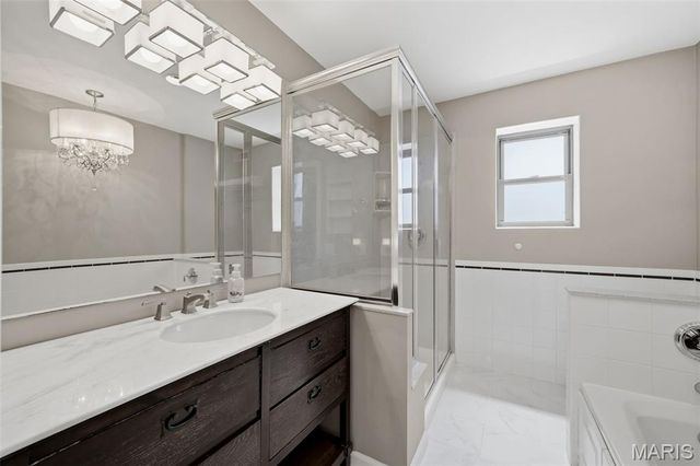 3 The Prado, Ladue, MO 63124