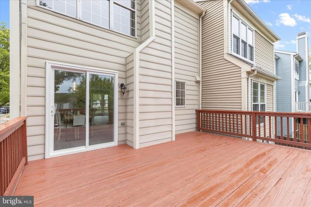 1 WOODHOLLOW CT, Owings Mills, MD 21117