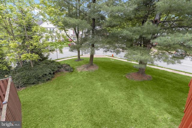 1 WOODHOLLOW CT, Owings Mills, MD 21117