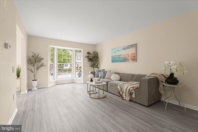 1 WOODHOLLOW CT, Owings Mills, MD 21117