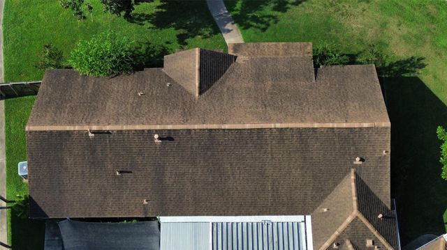 1813 Meadowview Drive, Alvin, TX 77511