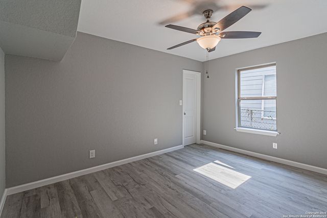 4935 Bartmer, San Antonio, TX 78228