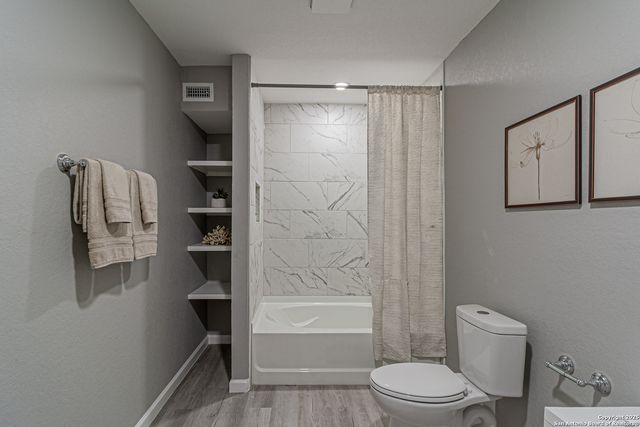 4935 Bartmer, San Antonio, TX 78228