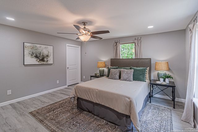 4935 Bartmer, San Antonio, TX 78228