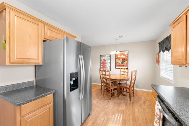 828 E Claflin Ave, Salina, KS 67401