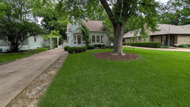 1106 Tucker Street, Mckinney, TX 75069