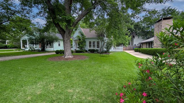 1106 Tucker Street, Mckinney, TX 75069