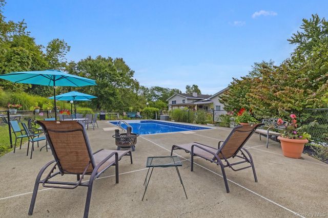 190 Ridge Road, Highland Mills, NY 10930