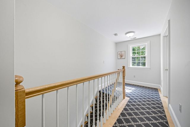 10 Preston Road, Lexington, MA 02420