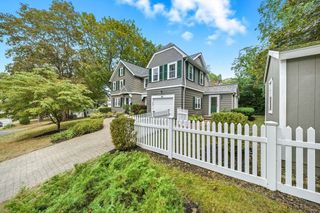 10 Preston Road, Lexington, MA 02420