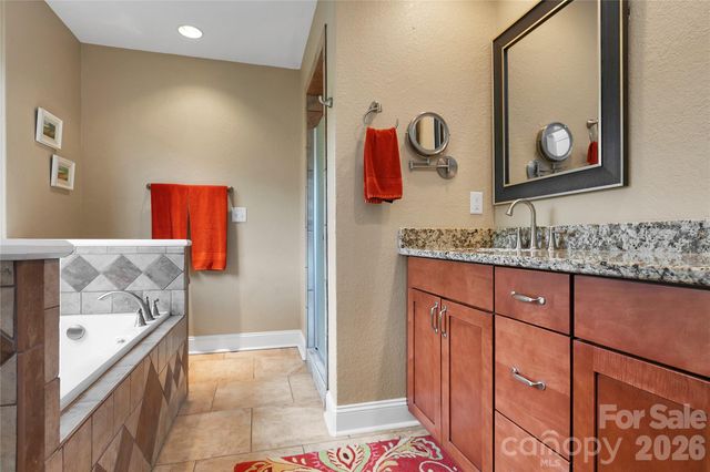 123 Isuhdavga Court, Brevard, NC 28712